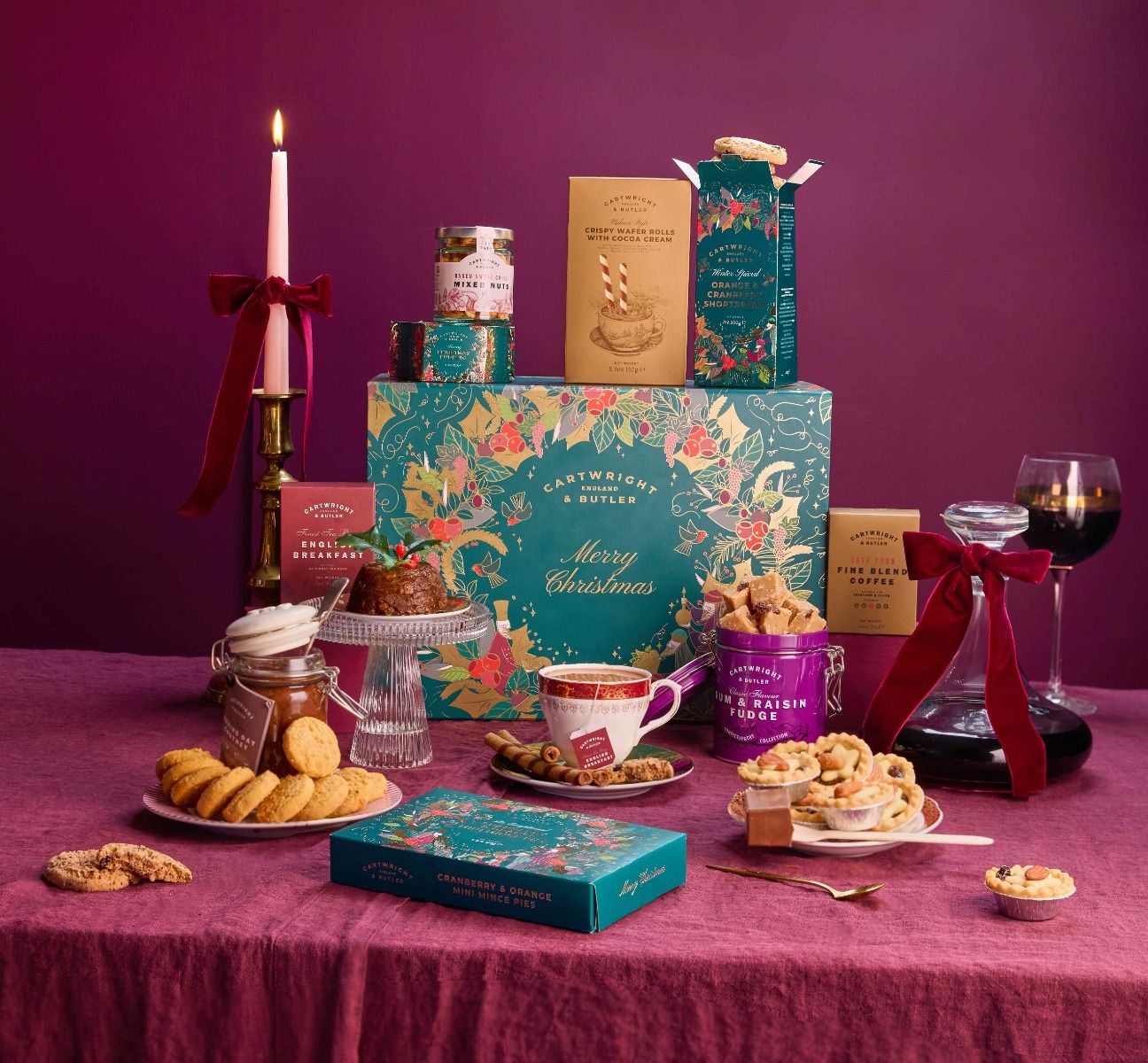 Mistletoe & Wine Christmas Hamper